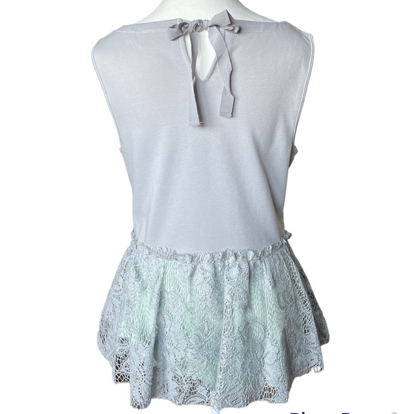 Deletta Lace Overlay Peplum Top in Seafoam Green & Gray S - Picture 2 of 8
